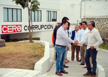 Cecytech realiza visita al C5 Escudo Urbano para conocer sus operaciones