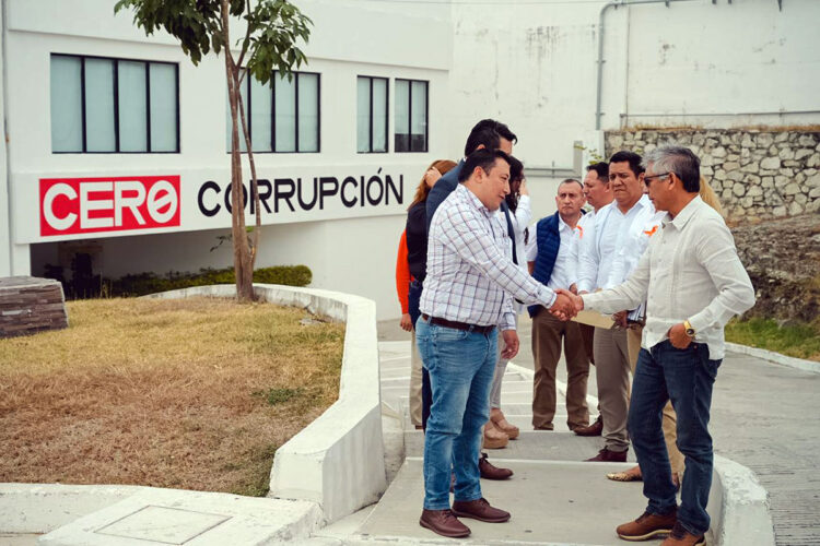 Cecytech realiza visita al C5 Escudo Urbano para conocer sus operaciones