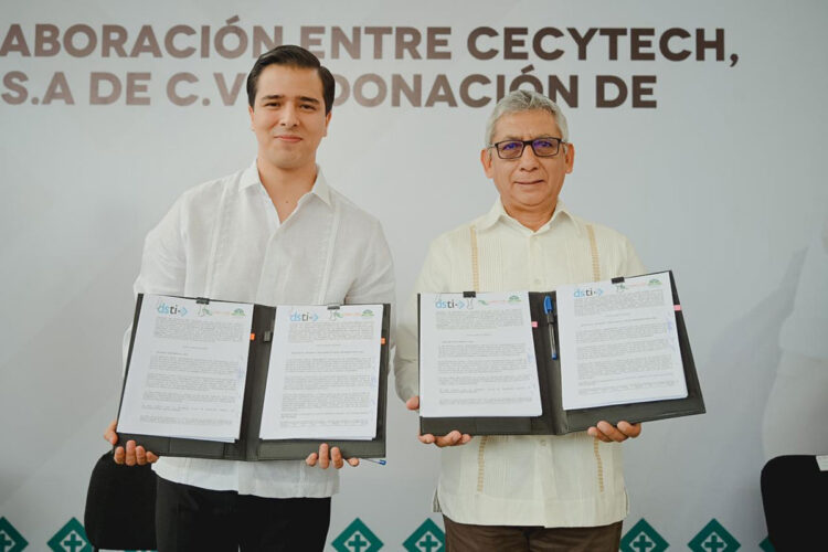 Histórica donación de equipo de cómputo al Cecytech por parte de DSTI México