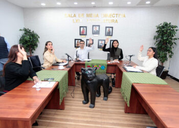 Convoca Comisión Permanente a Tercer Período Extraordinario de Sesiones