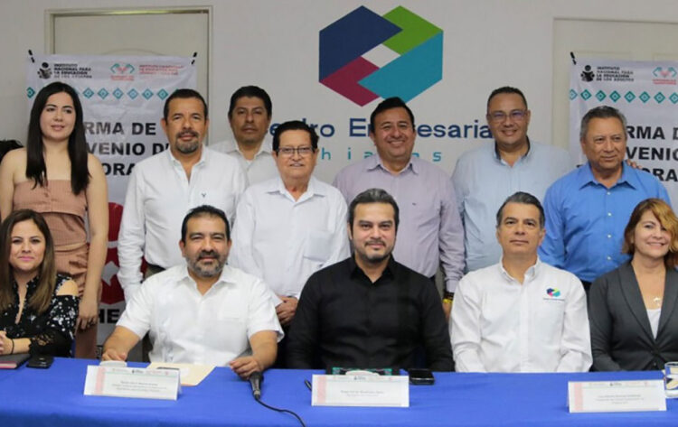 Secretario de Educación convoca al sector empresarial a sumarse al Programa de Alfabetización ‘Chiapas Puede’