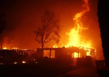 Incendios en California: Celebridades lloran la pérdida de sus hogares