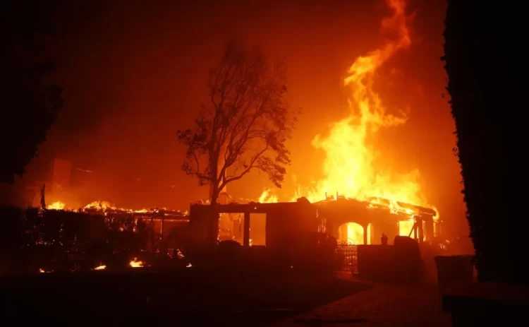 Incendios en California: Celebridades lloran la pérdida de sus hogares
