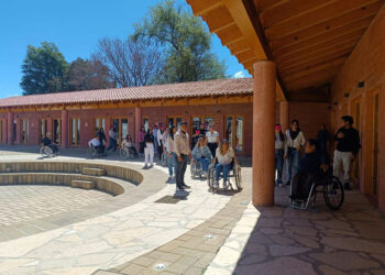 Imparten taller de sensibilización sobre discapacidad a universitarios en SCLC