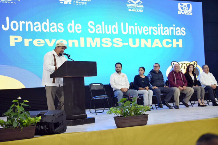 Participan cientos de estudiantes, docentes y administrativos en las Jornadas de Bienestar y Salud PREVENIMSS UNACH