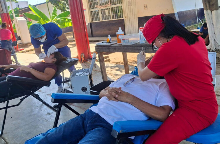 Brigada Integral de Salud llegó al ejido Viva México