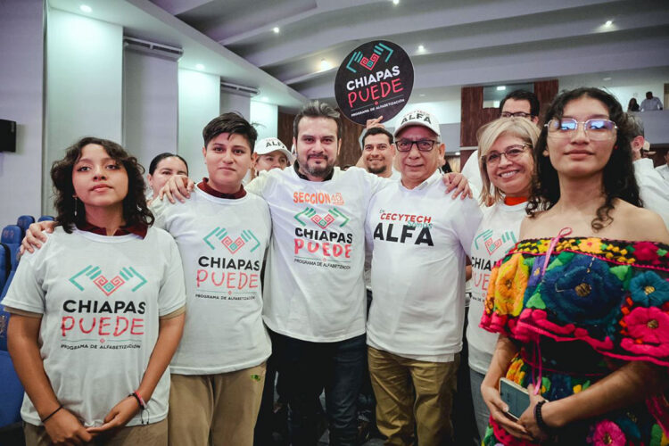 La meta del Cecytech es lograr la alfabetización de 27 mil personas en rezago educativo