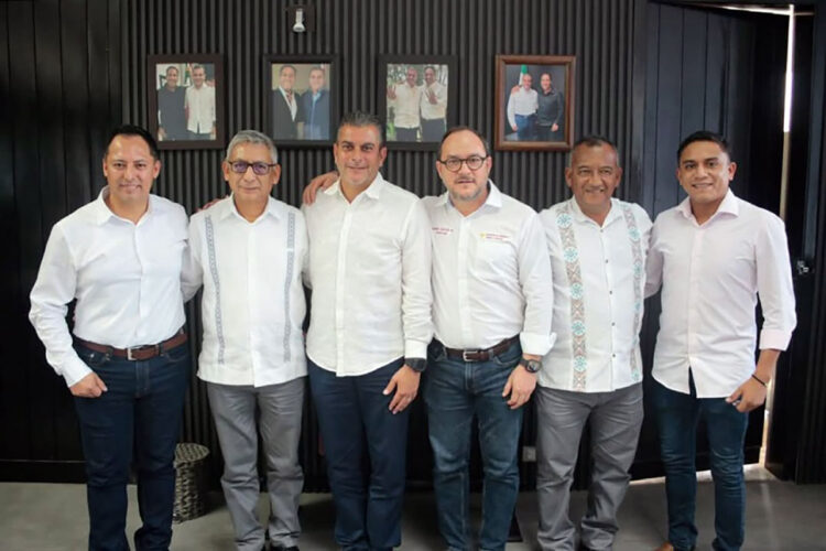 Cecytech y Ayuntamiento de Tapachula sostienen reunión para impulsar la educación