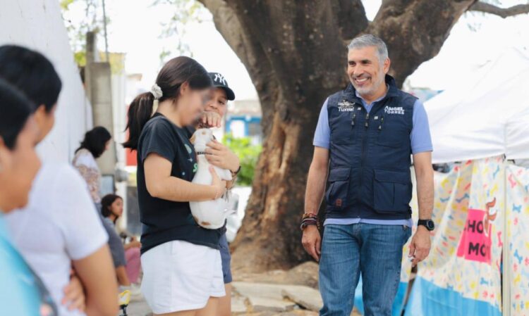 Con gran asistencia llega Chucho Móvil a La Misión