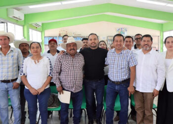 Realiza titular del Cobach gira de trabajo por planteles de la zona Sierra Fronteriza