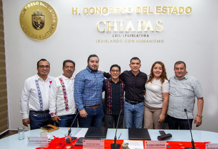 Crean alianza Congreso y UNICH para transformar e incidir en el humanismo