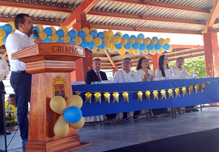 Icheja entrega certificados de primaria y secundaria a internos del Cerss 14 ‘El Amate’