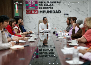 Jorge Llaven se reúne con representantes de la Agenda Feminista en Chiapas