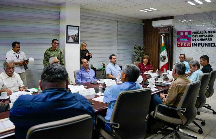 Jorge Llaven sostiene reunión de trabajo con autoridades federales y estatales en materia de protección civil