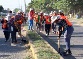 Emplea Chiapas a migrantes varados tras las restricciones de Trump