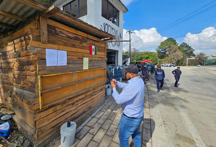 Autoridades notifican a invasiones en la salida de San Cristóbal a Comitán