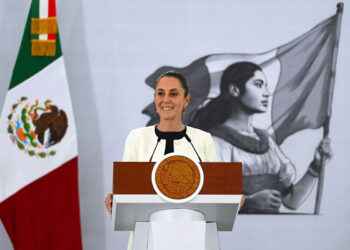 Claudia Sheinbaum presenta 51 proyectos de electricidad