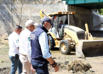 Supervisa Ángel Torres acciones de limpieza y desazolve del río Sabinal y afluentes