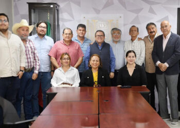 Buscan crear un semillero de emprendedores y futuros empresarios en la UNACH