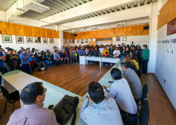 Presidenta Fabiola Ricci sostiene reunión sobre el Proyecto de Suministro de Agua en San Cristóbal