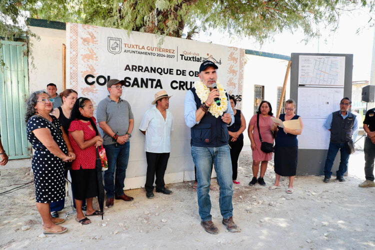 Después de 30 años llega la justicia social a la colonia Santa Cruz: Ángel Torres