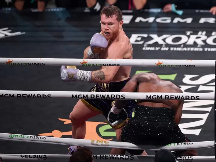 Le echan flores al ‘Canelo’ Álvarez