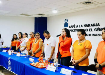 Cobach realiza foro con escritoras destacadas en el marco del Día Naranja