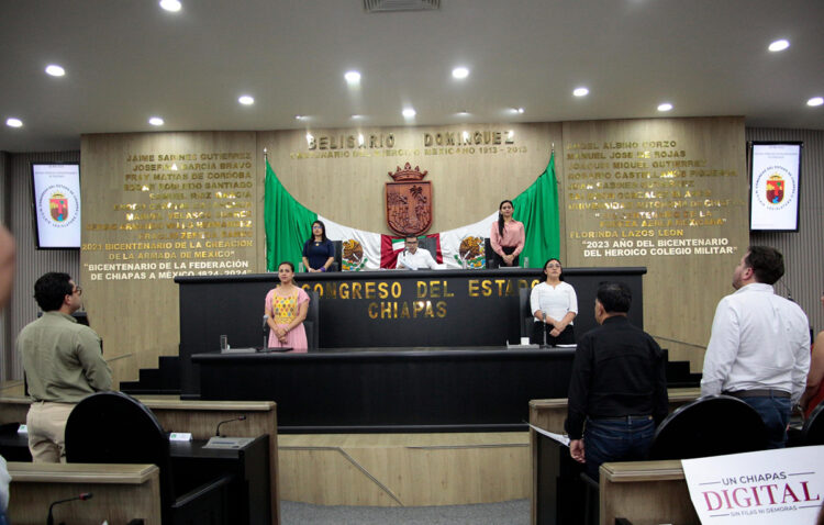 Aprueba Congreso iniciativas en favor de los derechos de las mujeres y de la niñez