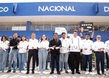 Eduardo Ramírez refrenda compromiso para que ningún joven quede fuera de las universidades