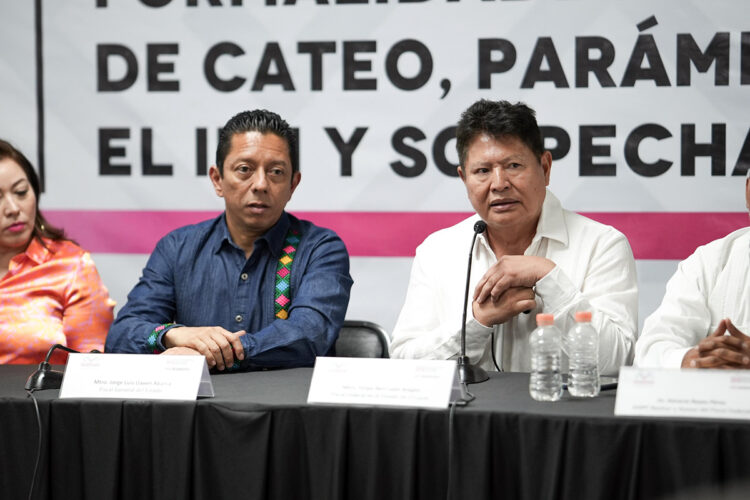 Jorge Llaven y Neri León realizan 1er Conversatorio FGE-FGR Chiapas