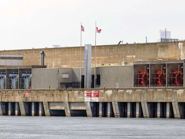Ontario se retracta en menos de 24 horas: no subirá precio de luz