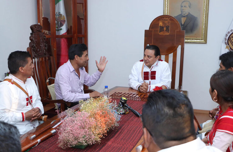 Se reúne el presidente del Poder Judicial y alcalde de Oxchuc