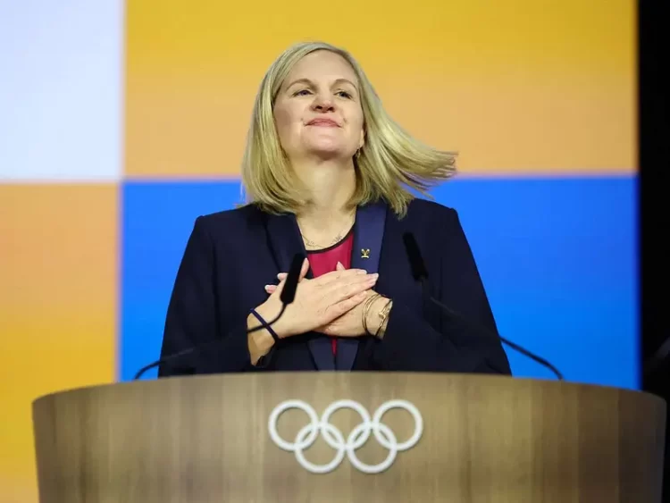 Kirsty Coventry hace historia; primera presidenta del COI