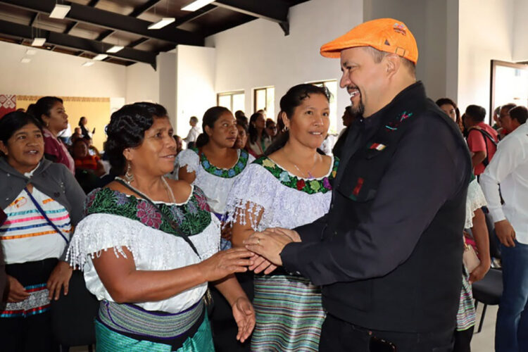 Salud Chiapas impulsa la partería como política pública para disminuir la muerte materna