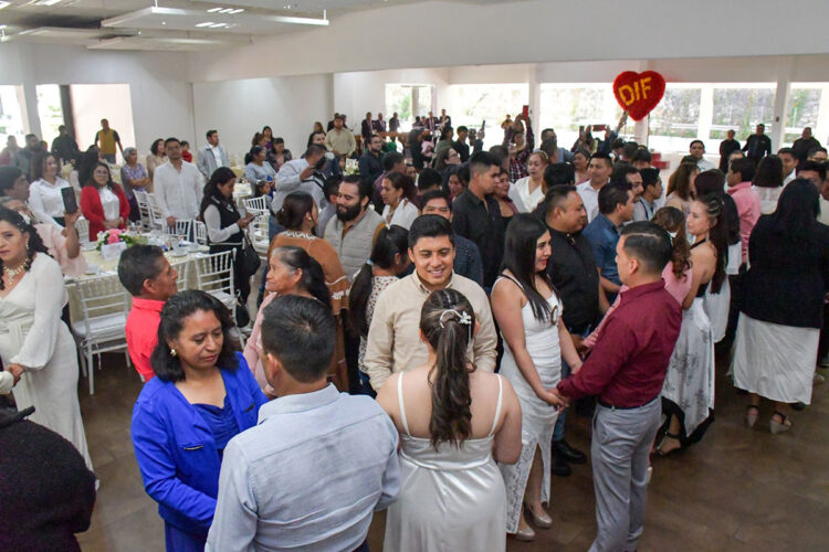 Matrimonios Colectivos en San Cristóbal, un compromiso con el amor y la familia: Fabiola Ricci