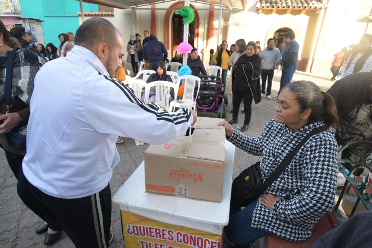 SCLC celebra el primer certamen oficial para elegir a la Reina del Barrio de San Ramón