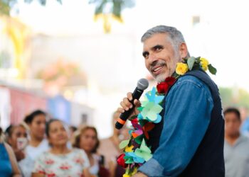 San Pedro Progresivo se está transformando con la pavimentación de calles: Ángel Torres