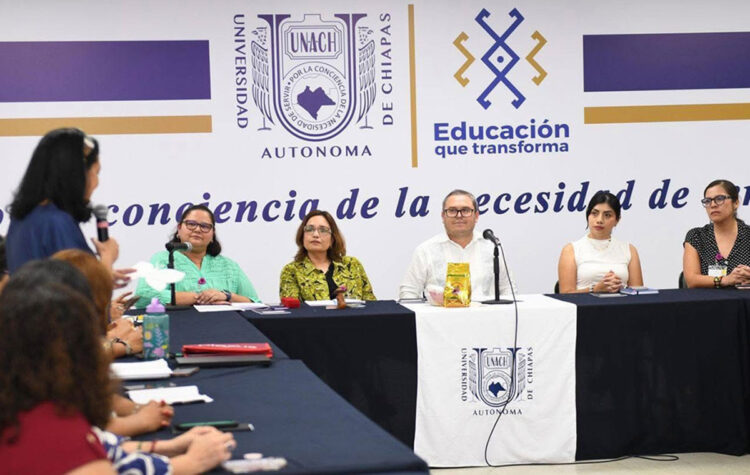 Participan unachenses en el Taller de Acompañamiento para Mujeres Líderes Universitarias en el Sur de México