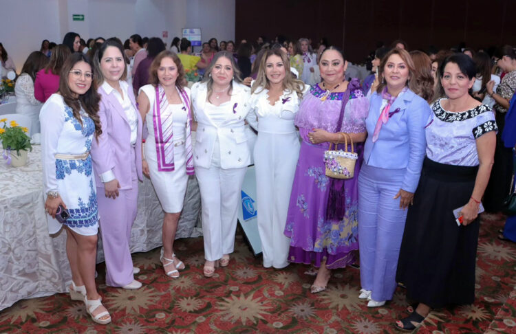 Asiste voluntariado del Poder Judicial al foro: Fuerza y conciencia, mujeres en transformación