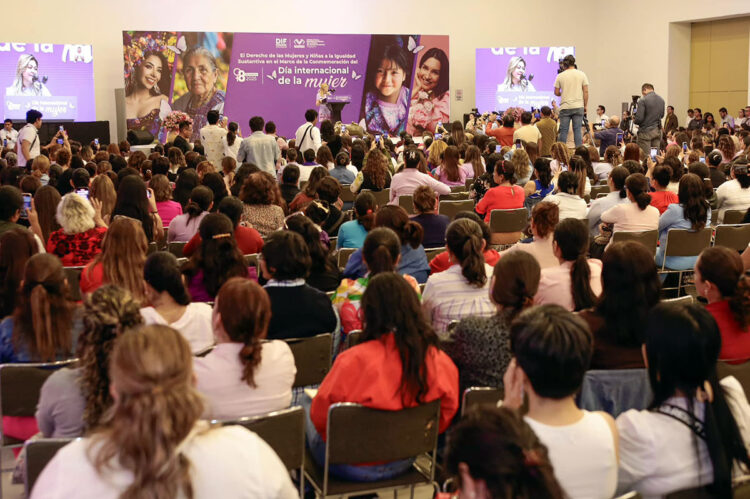 Participa Voluntariado del PJE en conferencia sobre el Derecho de las Mujeres y Niñas a la Igualdad Sustantiva