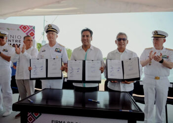 Cecytech y Uninav firman convenio para formar profesionales con excelencia y valores