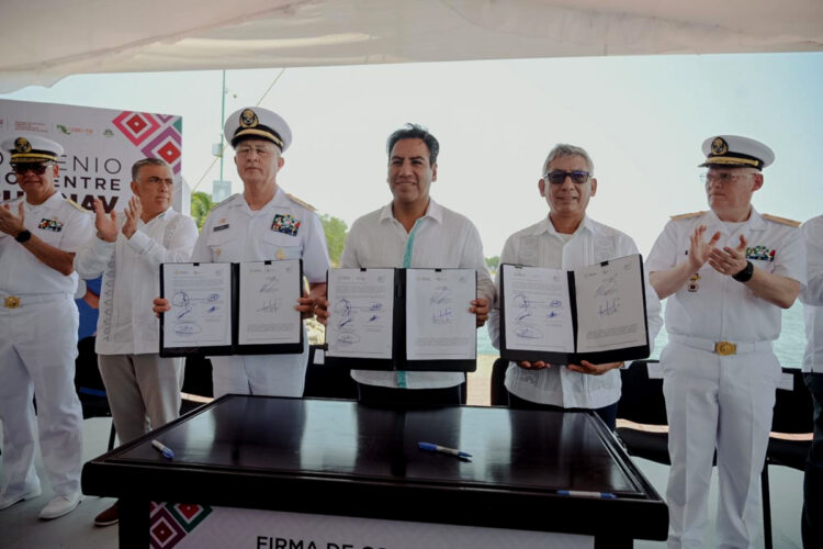 Cecytech y Uninav firman convenio para formar profesionales con excelencia y valores