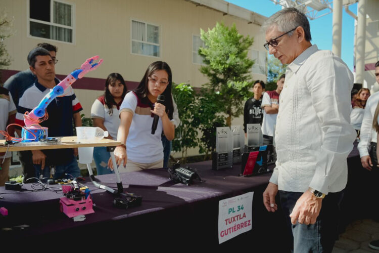 Inicia la entrega de fichas para nuevo ingreso al Cecytech y TBC
