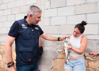 Acercan esterilización y vacunación a Infonavit Grijalva con el programa Chucho Móvil