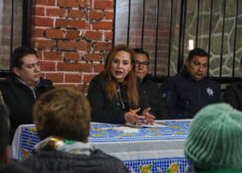 Se reúne Fabiola Ricci con el Consejo de Seguridad Vecinal de San Cristóbal