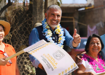 Ángel Torres inicia otra pavimentación en la colonia Francisco I. Madero