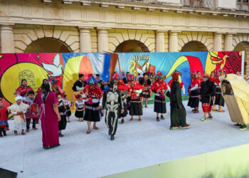 Color, música y tradición en el Festival Vive San Cris