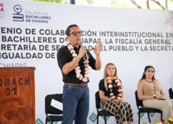 Chiapas debe destacar por los logros académicos de sus jóvenes, no por violencia: Jorge Llaven