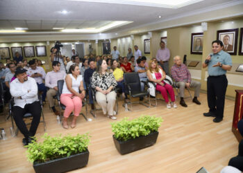 PJE abre sus puertas a la literatura chiapaneca