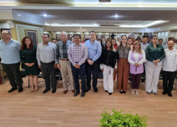 Presentan en el Poder Judicial poemario bilingüe Tenbilal antsetik/Mujeres olvidadas